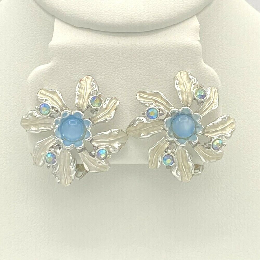 Judy Lee Clip Earrings Round Silver Tone Flower Blue Center Stone Crystal Accent